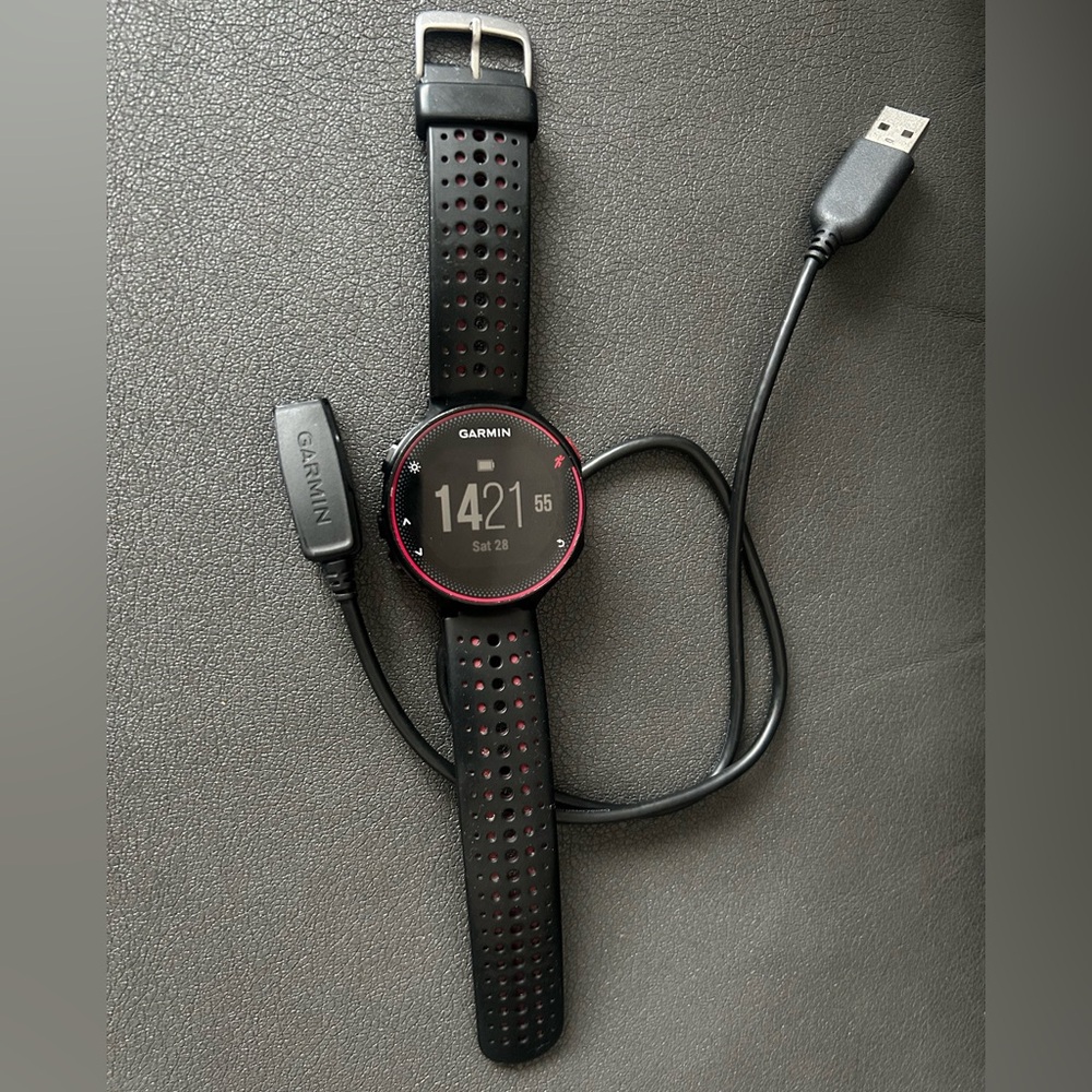 Garmin Forerunner 235